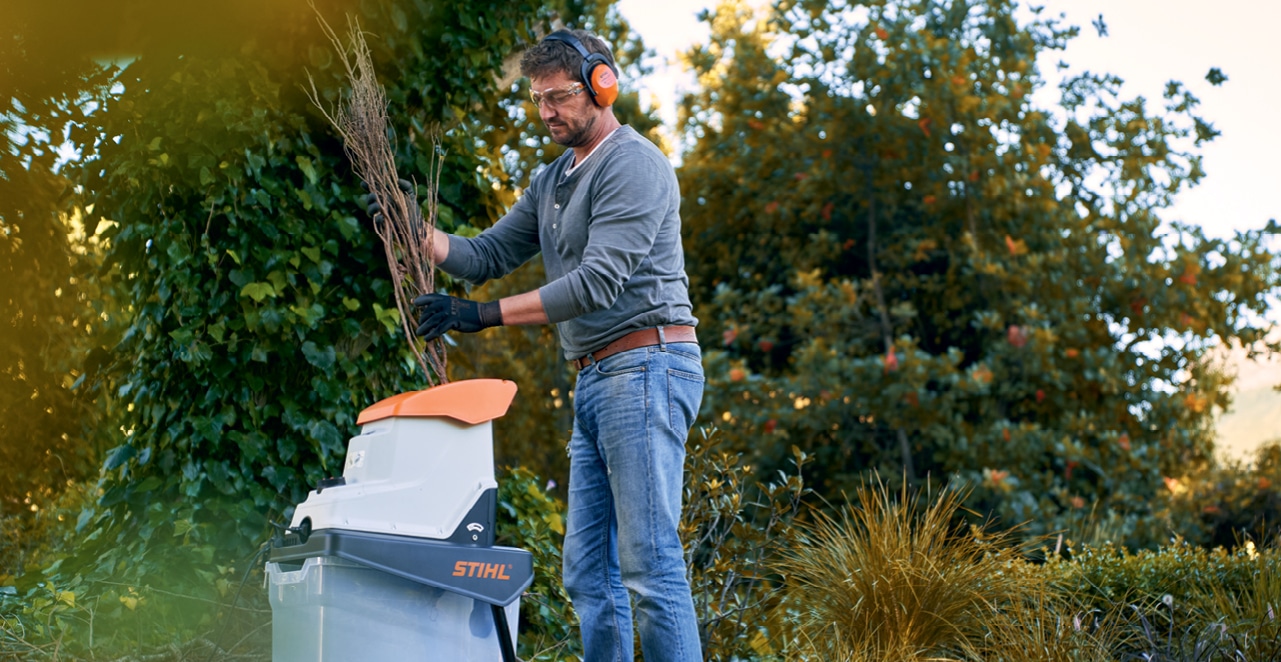 How To Make Your Own Compost - STIHL Blog