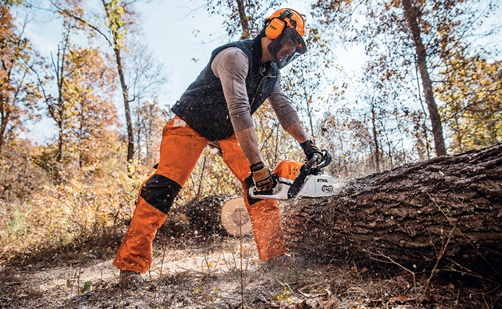 Chainsaw Tune-Up Tips - How to Maintain Your Chainsaw and Keep it Cutting