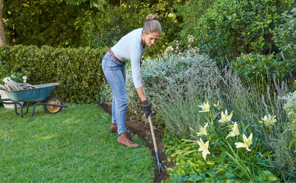 How to create the perfect garden bed edge STIHL Blog
